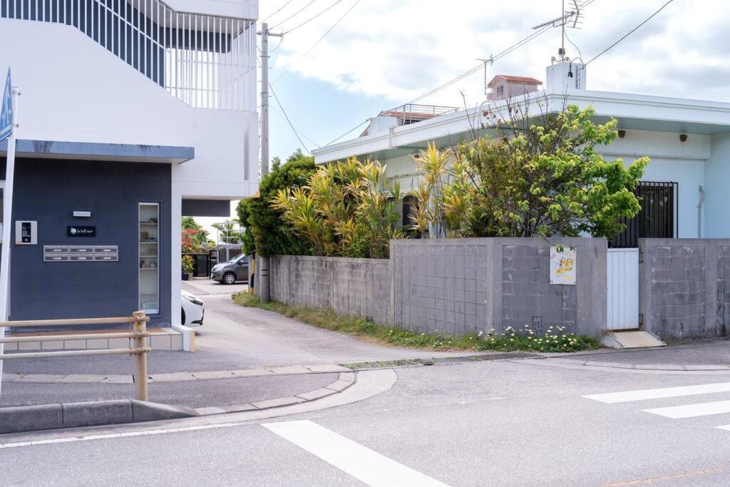 ヴィラ カエルラ 나고 외부 사진